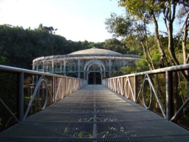 Ópera de Arame. Por KikoCorreia, Obra do próprio, CC BY-SA 2.5 br, Hiperligação.